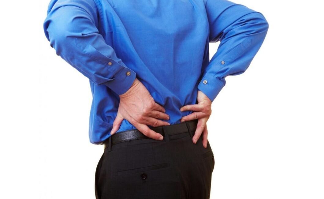 dolor de espalda en la región lumbar foto 1